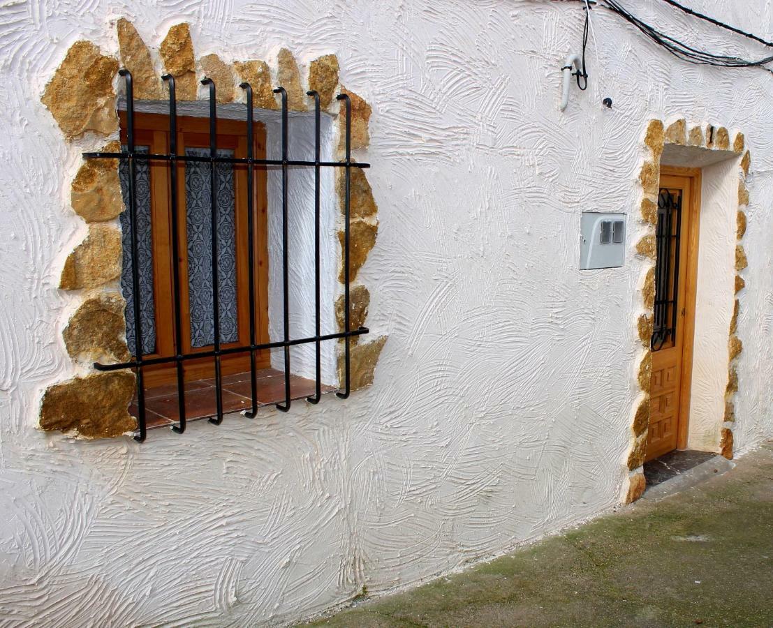 Casa Rural Con Jacuzzi Paraiso Del Jucar Alcala del Jucar Eksteriør billede